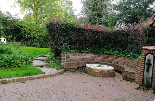 Renty Cottage | Charming gite in a mill