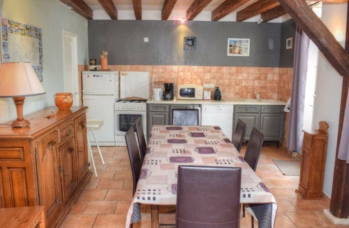 Montresor Cottage | Charming gîte in Montrésor with garden and baby equipment