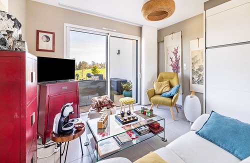 Ballan-Mire House | Charming Gîte “Un Thé Sur La Loire” with Private Terrace, Garden and Wi-Fi