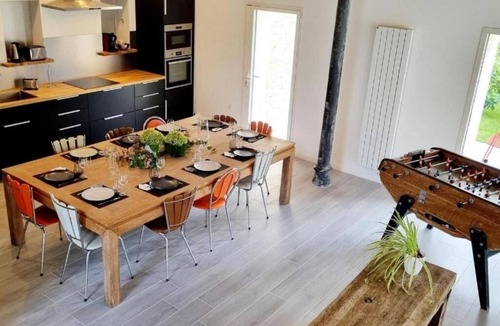 Paray-Douaville House | Charming gîte with swimming pool for a friendly, relaxing stay!
