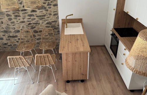 Caux House | Charming gîte with exposed beams and stonework and jacuzzi