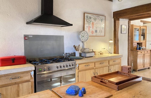 Touffailles House | Charming gîte with swimming pool & large garden, Tarn-et-Garonne