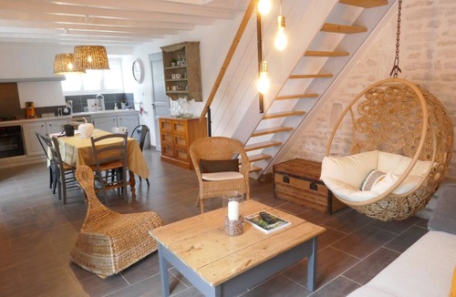 Vix House | Charming gite with heated pool and jacuzzi - Marais Poitevin