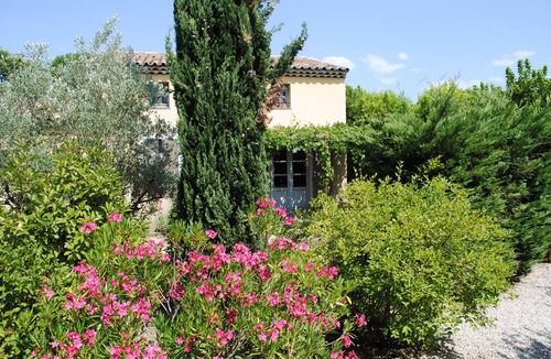 Vaison-la-Romaine House | Charming Gites in Provence, with pool