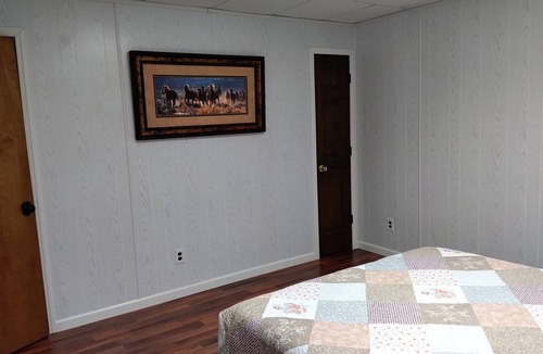 Manitou Other | Charming Goat Farm in peaceful Hanson