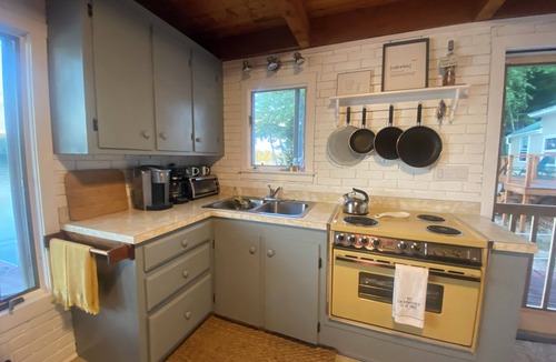 Acton House | Charming Great East Lake 4 Season Waterfront Home!