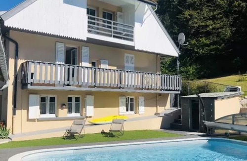 Pierre-Percee Apartment | Charming ground floor accommodation on the edge of the forest, 2 minutes from the lake - Aux2lacs