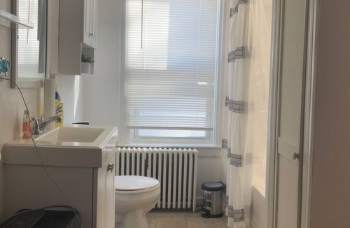 Glens Falls Apartment | Charming Ground floor 2-bedroom apartment with WiFi, AC in tranquil Glens Falls