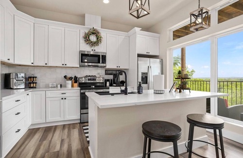 Gruene House | Charming Gruene Riverside Townhomes, Just Steps from Gruene Hall