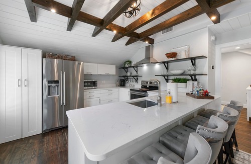 Sawgrass Cottage | Charming Guest Cottage + Private Beach Access!