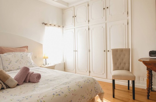 Teulat Bed & Breakfast | Charming guest house in an old pastry mill