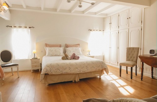 Teulat Bed & Breakfast | Charming guest house in an old pastry mill
