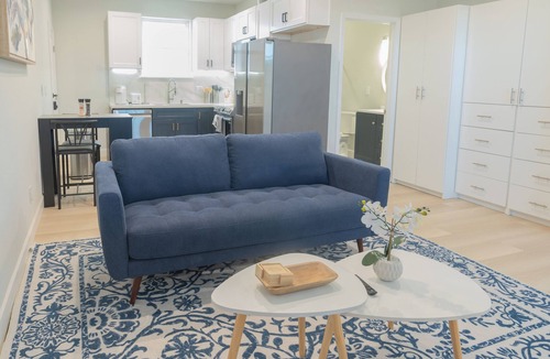 Livermore House | Charming Guest Suite for Two