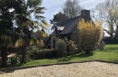 La Vicomte-sur-Rance House | charming house with heated pool near Dinan/Dinard/St Malo