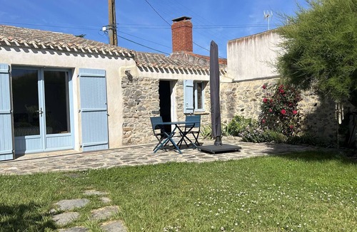 Noirmoutier-en-l'Ile House | Charming house with Wifi - 2 guests