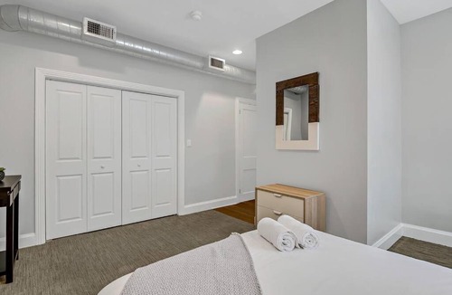 Downtown Harrisburg Apartment | Charming HBG Haven: Cozy 1BR Apt