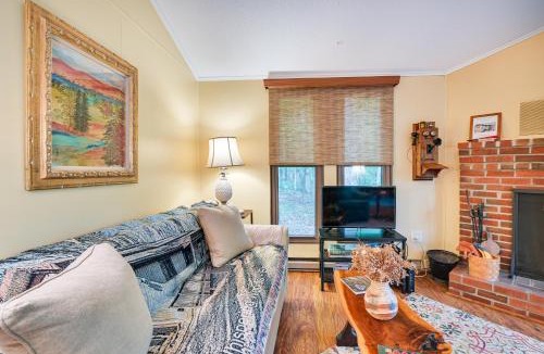 The Woods House | Charming Hedgesville Retreat w/Deck + Fireplace!