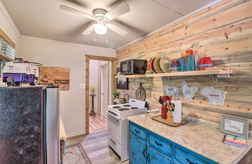 Higden Cabin | Charming Higden Cabin Near Greers Ferry Lake!