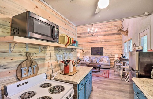 Higden Cabin | Charming Higden Cabin Near Greers Ferry Lake!