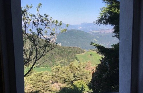 Theus Apartment | Charming high-altitude gite with panoramic view