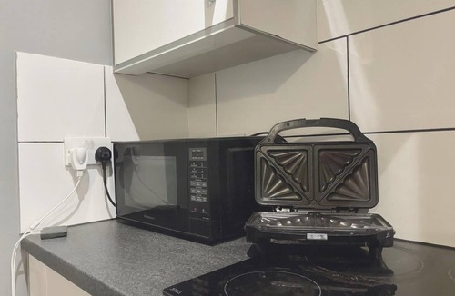 High Wycombe Apartment | Charming High Wycombe Apartment