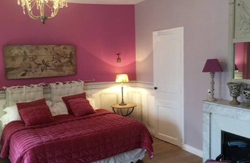 Azay-le-Rideau Apartment | Charming Historic 2BR Cottage in Azay-le-Rideau
