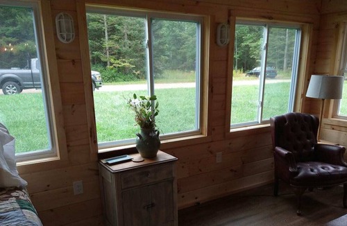 Town of Morehouse House | Charming Historic Boathouse