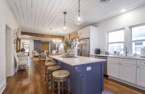 Conway House | Charming Historic District Cottage Near Downtown