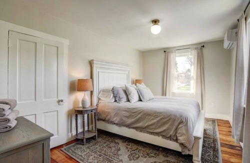 Mount Joy House | Charming Historic Home with a Convenient Location