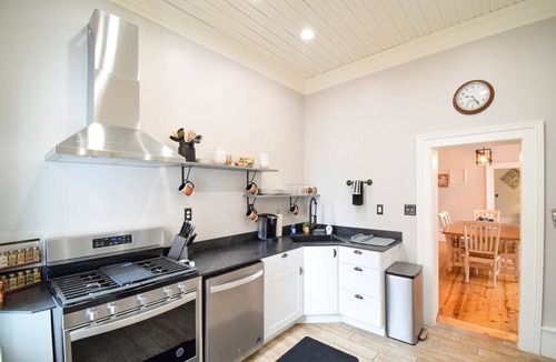 Snowflake House | Charming Historic Home in Snowflake NEWLY REMODELED