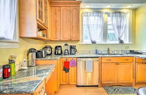 Olean House | Charming Historic Home ~ 1 Mi to Dtwn Olean!