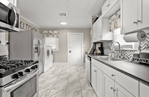 Brookview House | Charming, Historic Home Minutes from Magnolia
