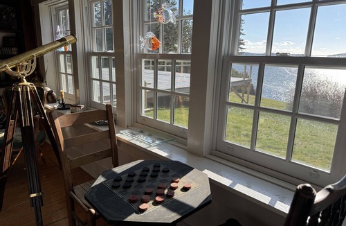 Saint Patrick Cottage | Charming Historic Ocean Front Cottage on the Bay of Fundy