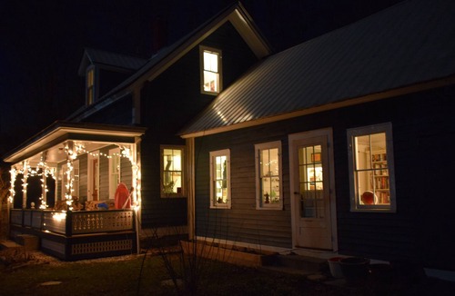 West Townshend House | Charming Historic Riverfront 3BR Farmhouse, Pet-Friendly