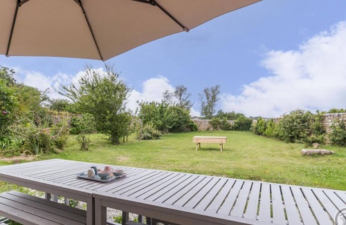 Rethoville Cottage | Charming historical house, pets allowed, private parking