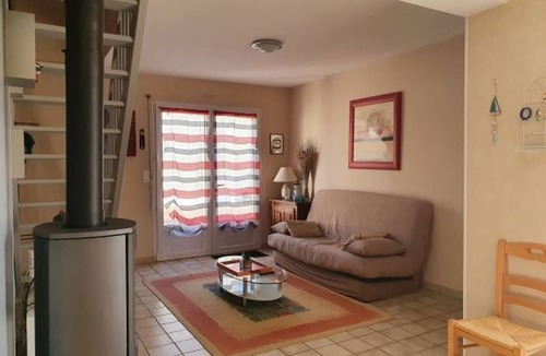 LʼAiguillon-sur-Mer House | Charming house near center, 5 ppl, garden
