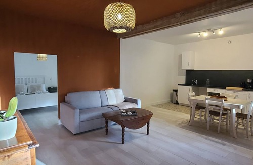 Villeneuve-sur-Lot Apartment | Charming holiday cottage at Madame's Mill Manor