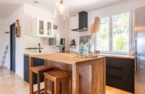 La Garde-Freinet House | Charming holiday home with private garden