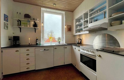 Stege Apartment | Charming holiday apartment in central Stege