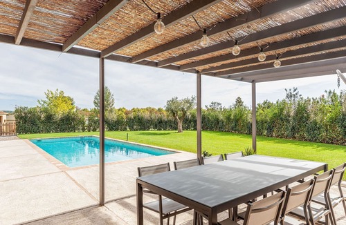 Vulpellac House | Charming Holiday Home in Vulpellac with Shared Pool