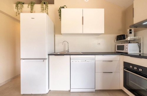 Hautefort House | Charming Holiday Home with Private Pool