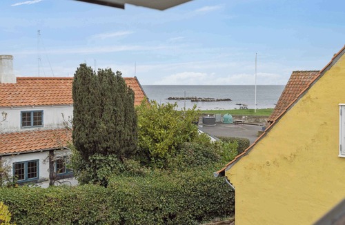 Svaneke Villa | Charming holiday home in Årsdale