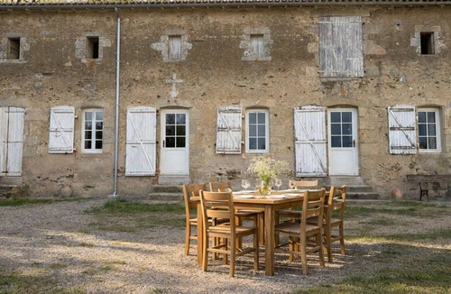Vaire House | Charming holiday home for up to 8 people in Vairé