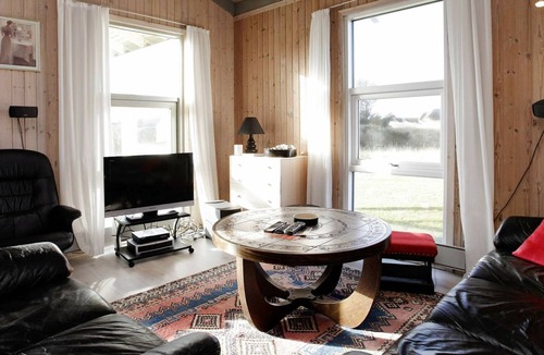 Fjand Badeby House | Charming Holiday Home in Jutland Near Beach