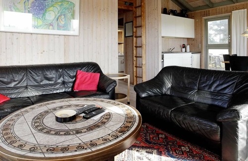 Fjand Badeby House | Charming Holiday Home in Jutland Near Beach
