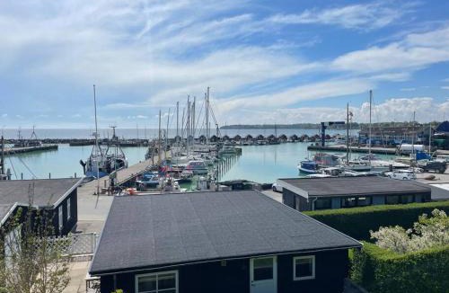 Rødvig House | Charming holiday home on the harbour (5 persons)