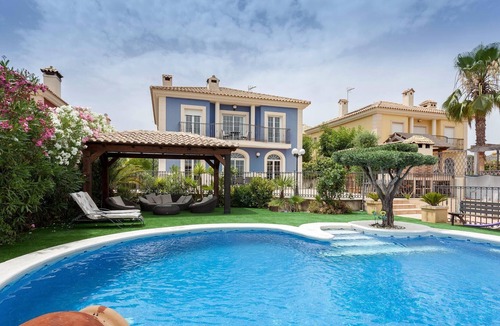 Aspe Villa | Charming Holiday Home with Private Pool and Bar