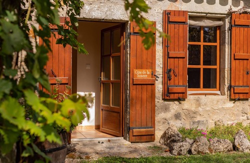 Nerac House | Charming holiday house for 6 "La Source" - Wild nature & pool. 30 min from Agen