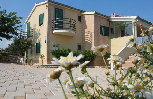 Grohote House | Charming Holiday House with extensive view