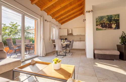 Nenadici House | Charming holiday house TOIĆI